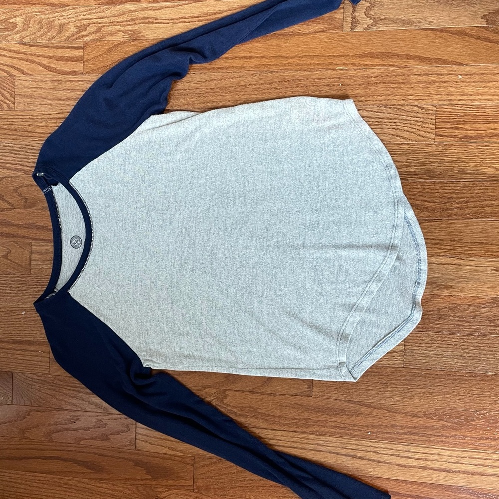 Long sleeves shirt